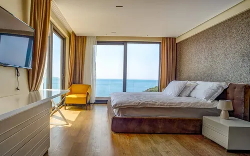 14 Bedrooms Villas in Budva