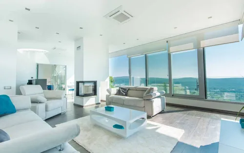 3 Bedrooms Villa in Kavac