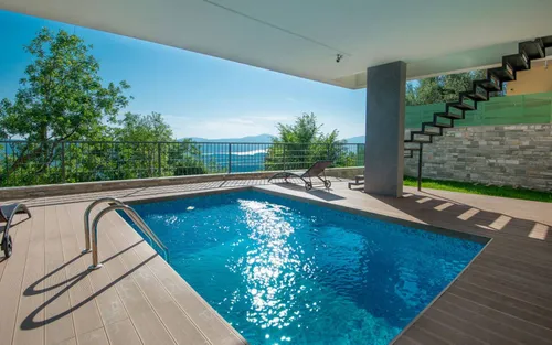 3 Bedrooms Villa in Kavac