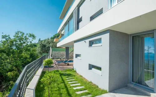 3 Bedrooms Villa in Kavac