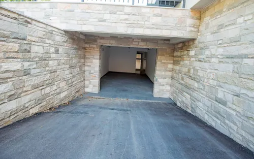 3 Bedrooms Villa in Kavac