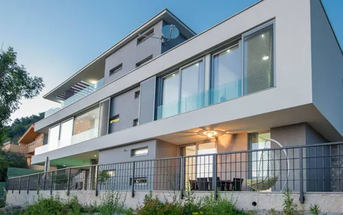 3 Bedrooms Villa in Kavac