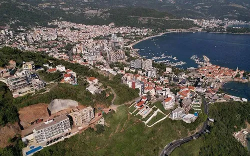 2 Bedrooms Apartment in Budva