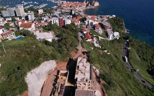 3 Bedrooms Apartment in Budva