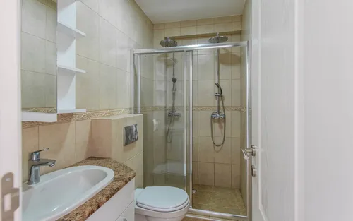 8 Bedrooms Villa in Reževici