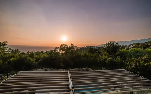 4 Bedrooms Villas in Budva