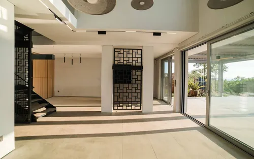 4 Bedrooms Villas in Budva