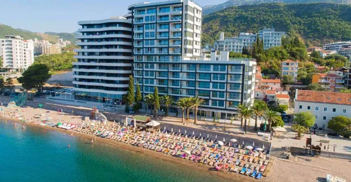 Modern Two-Bedroom Apartments in Sunraf Complex - Prime Seafront Location