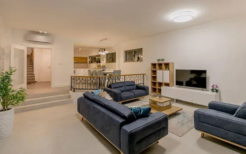 4 Bedrooms Villa in Herceg Novi