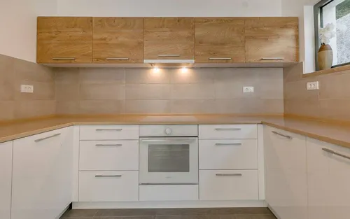 4 Bedrooms Villa in Herceg Novi