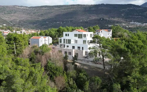 2 Bedrooms Apartment in Mrcevac