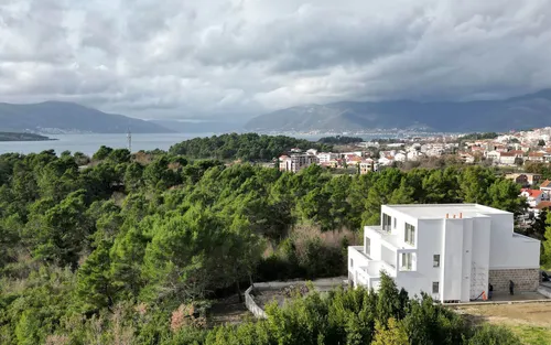 2 Bedrooms Apartment in Mrcevac