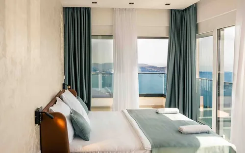 17 Bedrooms Villa in Bar