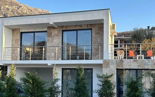 2 Bedrooms House in Bar