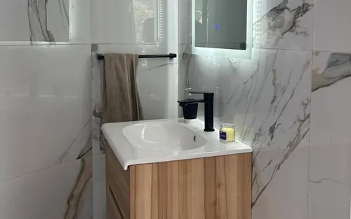 2 Bedrooms House in Bar