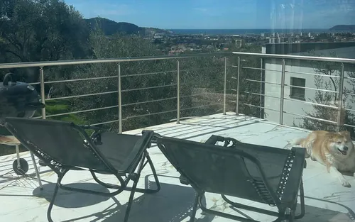 2 Bedrooms House in Bar