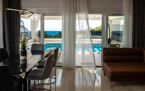 3 Bedrooms Villa in Bar