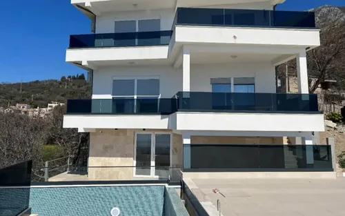 3 Bedrooms Villa in Bar