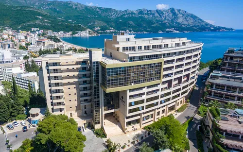 3 Bedrooms Apartment in Becici