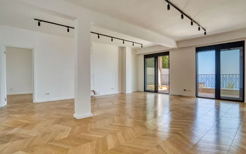 4 Bedrooms Villa in Blizikuce