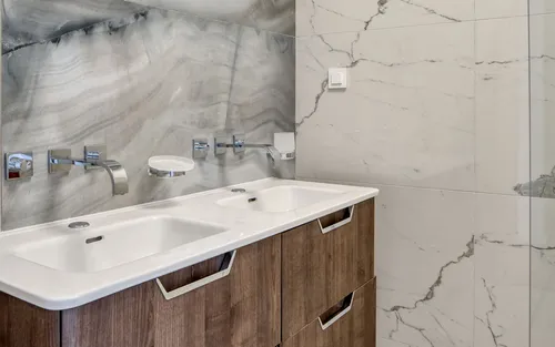 4 Bedrooms Villa in Blizikuce