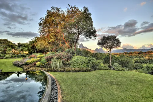 6 Bedrooms Villa in House-Villa (IRS project)