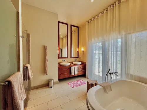 4 Bedrooms Villa in House-Villa (IRS project)