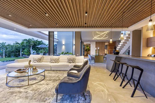 5 Bedrooms Villa in House-Villa (IRS project)