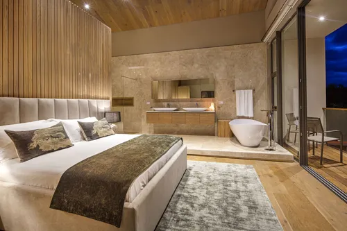 5 Bedrooms Villa in House-Villa (IRS project)