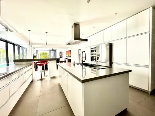 4 Bedrooms Villa in House-Villa (RES Project)