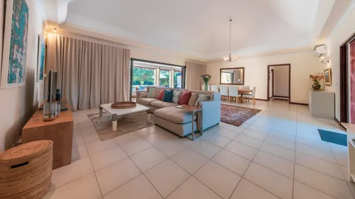 5 Bedrooms Villa in House-Villa (IRS project)