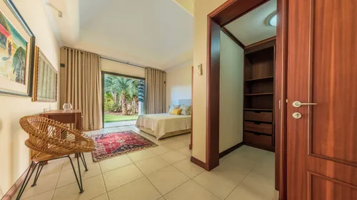 5 Bedrooms Villa in House-Villa (IRS project)