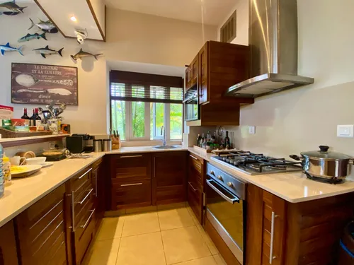 3 Bedrooms Villa in House-Villa (IRS project)