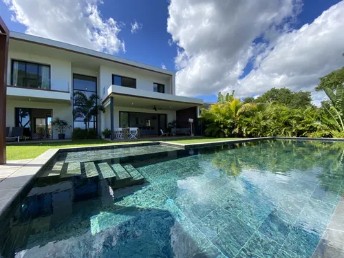 Luxurious 4 bedroom villa with prime positioning and gorgeous sea and river views.