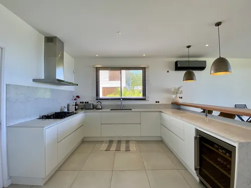 4 Bedrooms Villa in House-Villa (PDS project)