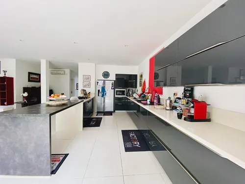 5 Bedrooms Villa in House-Villa (RES Project)