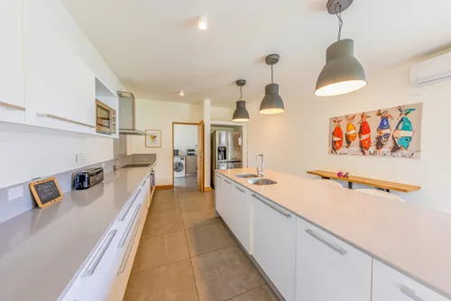 4 Bedrooms Villa in House-Villa (RES Project)