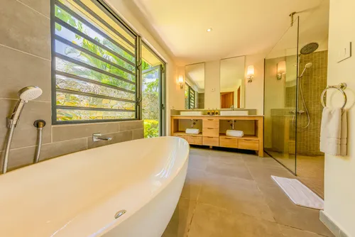 4 Bedrooms Villa in House-Villa (RES Project)