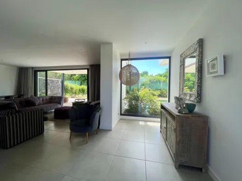 5 Bedrooms Villa in House-Villa (PDS project)