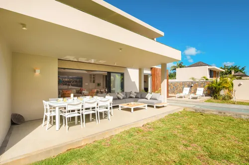 3 Bedrooms Villa in House-Villa (IRS project)