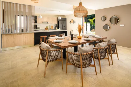 3 Bedrooms Villa in House-Villa (IRS project)