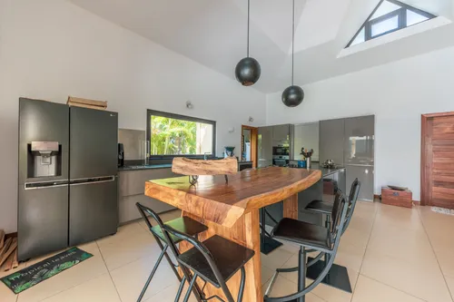 5 Bedrooms Villa in House-Villa (RES Project)