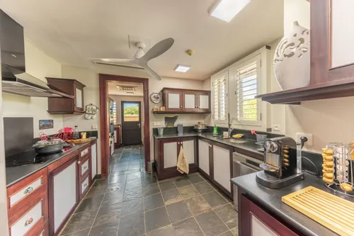 3 Bedrooms Villa in House-Villa (IRS project)