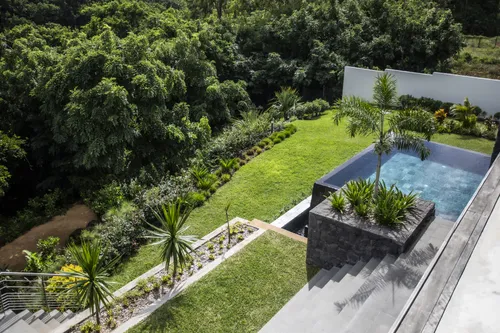 5 Bedrooms Villa in House-Villa (IRS project)