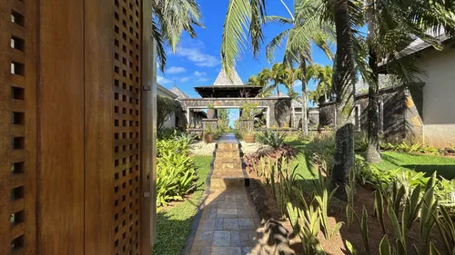 4 Bedrooms Villa in House-Villa (IRS project)