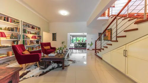 5 Bedrooms Villa in House-Villa (IRS project)