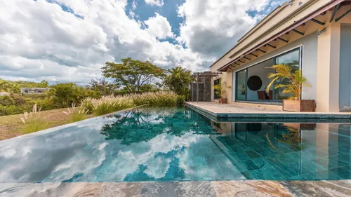 5 Bedrooms Villa in House-Villa (IRS project)