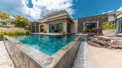 5 Bedrooms Villa in House-Villa (IRS project)