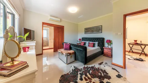 5 Bedrooms Villa in House-Villa (IRS project)