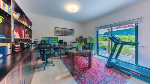 5 Bedrooms Villa in House-Villa (IRS project)